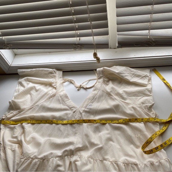 Old Navy Embroidered Mini Swing Dress Woman 4X Cream Pockets Boho Scandinavian - Picture 12 of 15